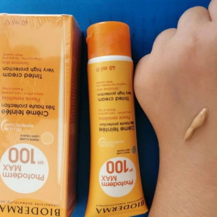 ضد آفتاب رنگی بیودرما مدل SPF 100 (حجم 40 میلی لیتر)