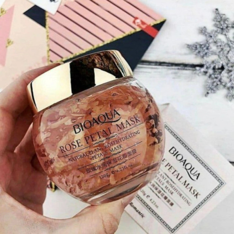 ماسک صورت گل رز برند بیواکوا BIOAQUA