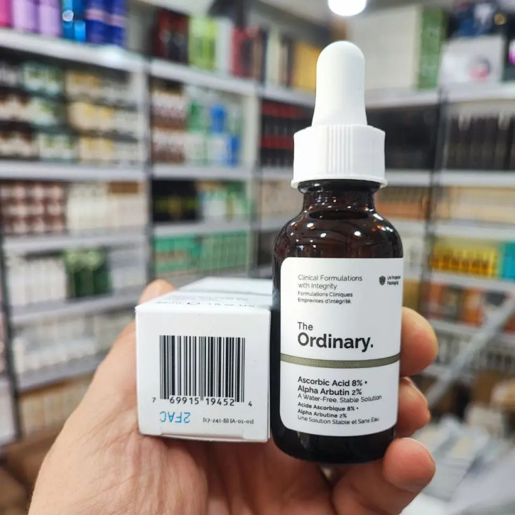 سرم آسکوربیک اسید 8درصد و آلفا آربوتین 2درصد اوردینری حجم 30 میل The Ordinary Ascorbic Acid 8 and Alpha Arbutin 2
