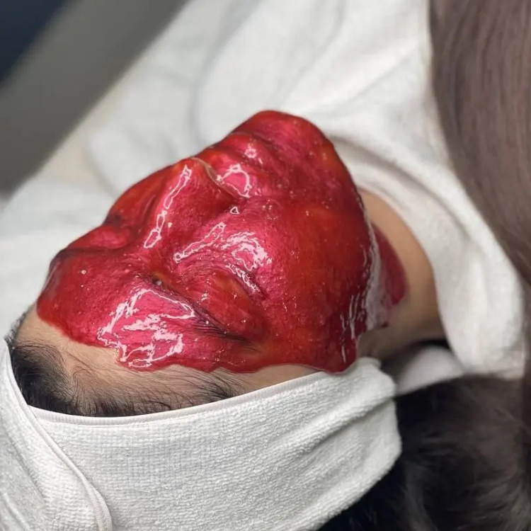 ماسک صورت دو فاز لاتکسی ارفلند مدل گل رز