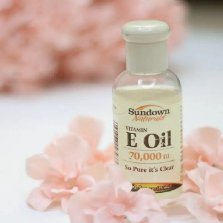 روغن ویتامین E سانداون نچرالز E OIL اصل