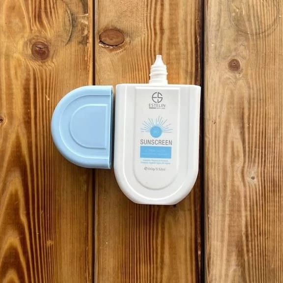 کرم ضدآفتاب بی رنگ استلین ultra light spf80 حجم 100 گرم