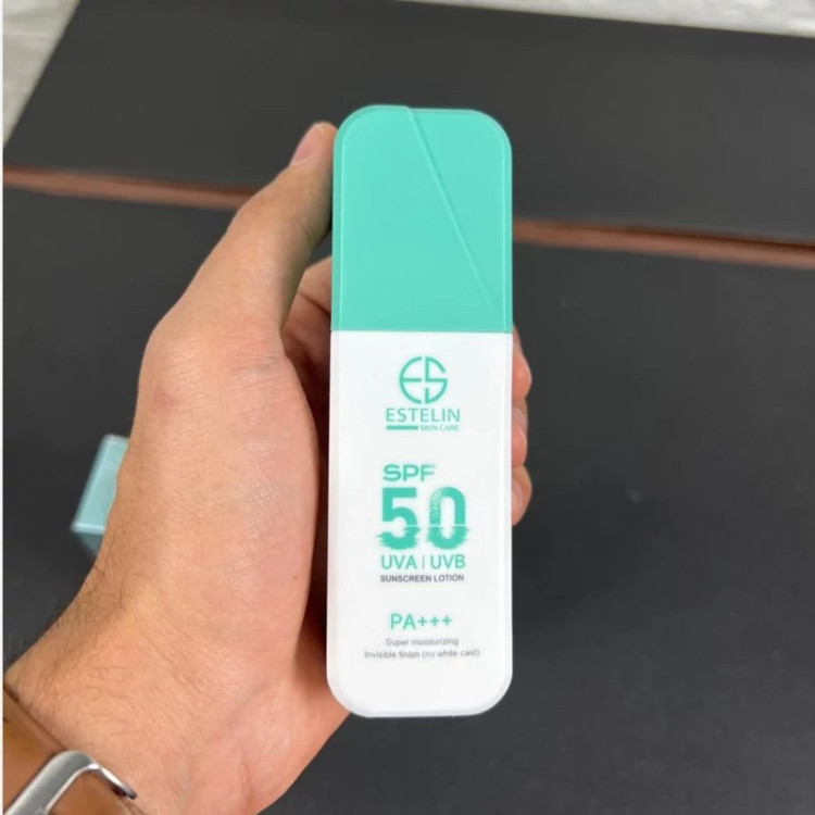 لوسیون ضدآفتاب استلین SPF50 مرطوب کننده و آبرسان