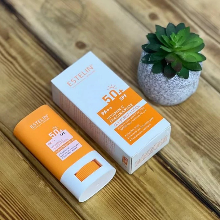ضد آفتاب استیکی استلین مدل ویتامین سی SPF 50