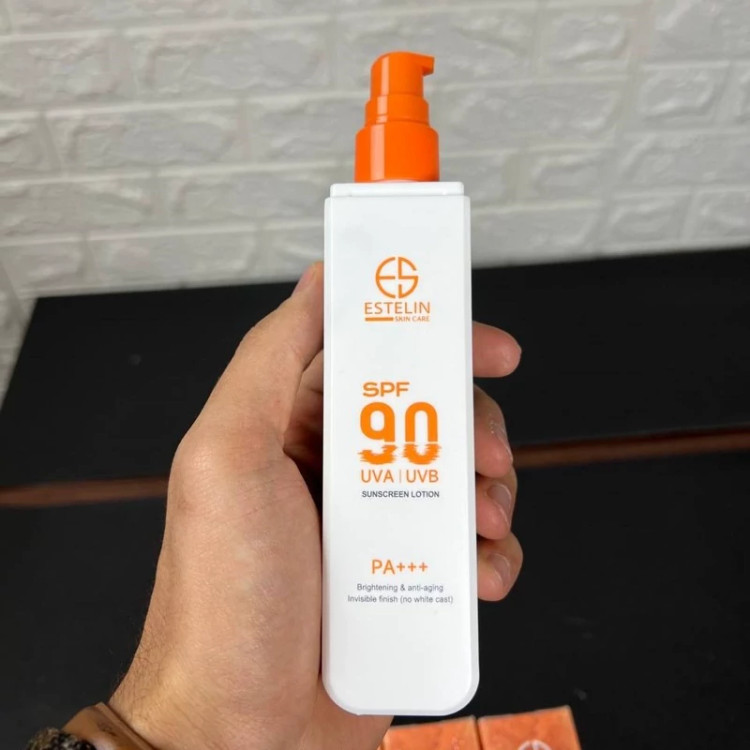 لوسیون ضدآفتاب استیلن SPF90 روشن کننده و جوانساز