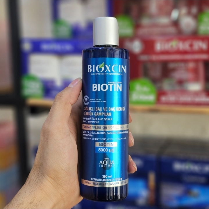 شامپو ضد ریزش مو روزانه بیوتین مناسب انواع مو 300 میل - BIOTIN