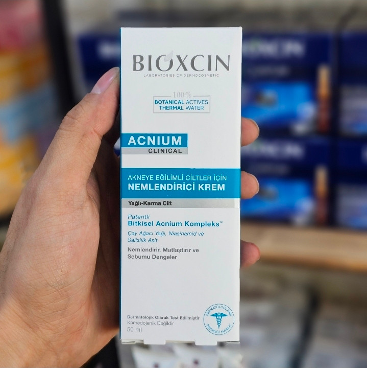 کرم ضد جوش مدل ACNIUM مناسب پوست چرب و مختلط بیوکسین حجم 50 میل