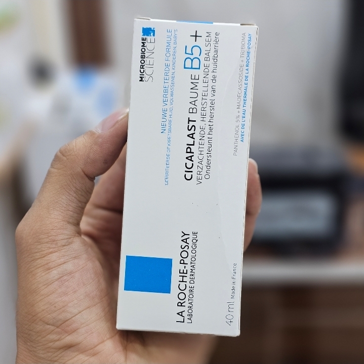 ترمیم کننده سیکا پلاست +B5 لاروش پوزای حجم 40 میلی لیتر